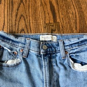 Abercrombie ultra high rise ankle straight jeans